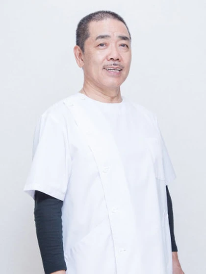 医学博士 安里 良盛の写真