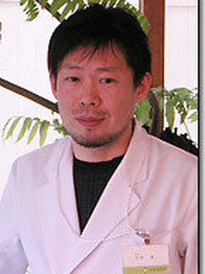 院長 医学博士 安部 通の写真