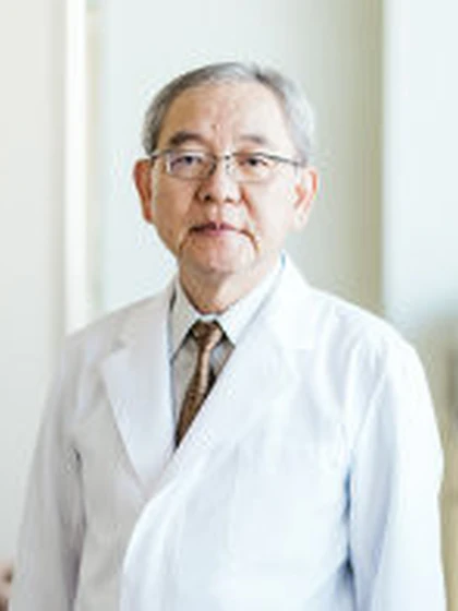 院長 医学博士 久本 和夫の写真