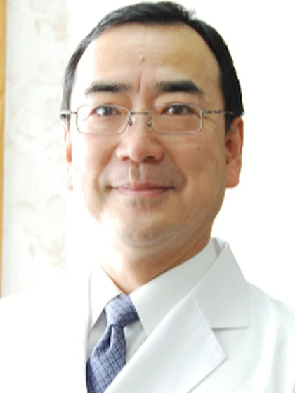 院長 医学博士  渡邉 東の写真