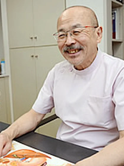 院長 院長・医学博士 百瀬 隆二の写真