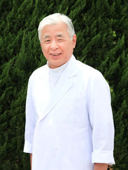 院長 医学博士 岩崎 晃の写真