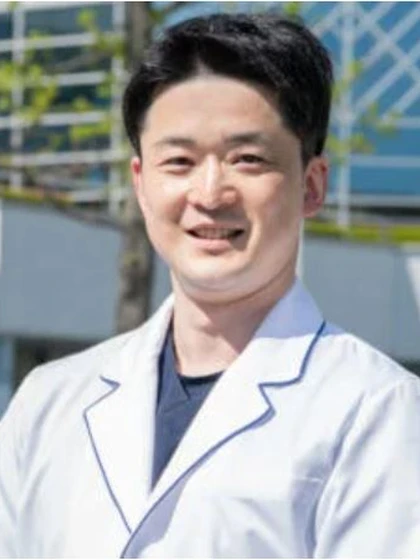 歯科医師 長澤 雄宇の写真