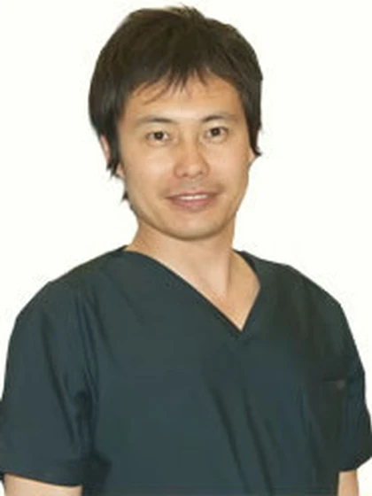 院長 篠﨑 泰久の写真