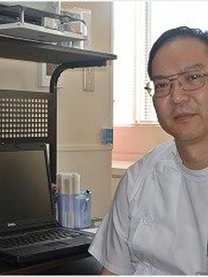 院長 医学博士 久手堅 憲史の写真