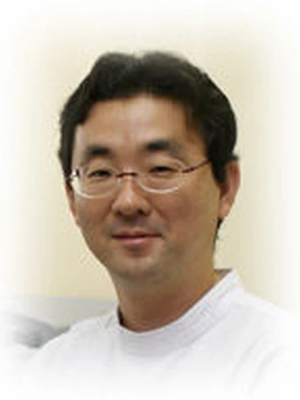 院長 医学博士(外科学) 一色 聡一郎の写真