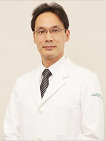 ​医学博士 雫石 一也の写真