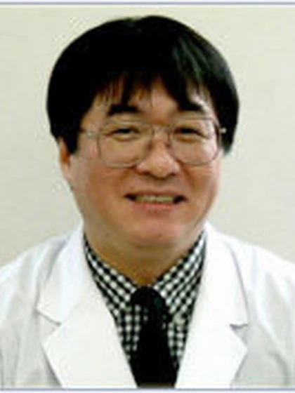 院長 医学博士 上原 聡の写真
