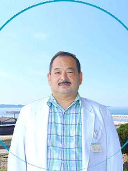 院長 鶴井 雅敏の写真