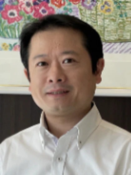 院長 歯学博士 新井 千博の写真