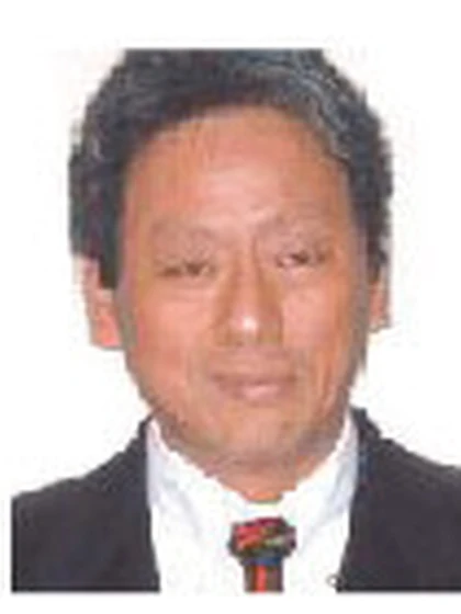 院長 歯科医師臨床研修指導医 鈴木 龍の写真