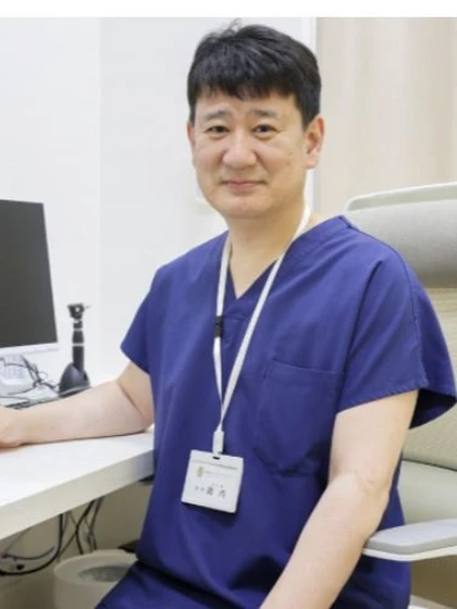院長 医学博士 鷄内 伸二の写真
