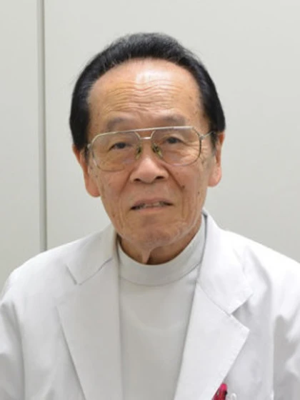 院長 所長・理事 足立 典夫の写真