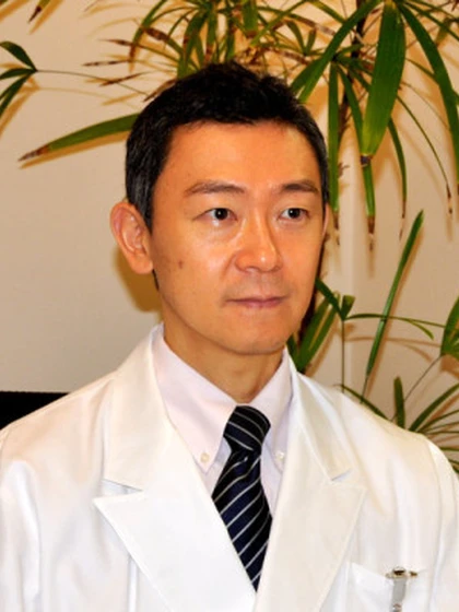 院長 医学博士 勝 久寿の写真