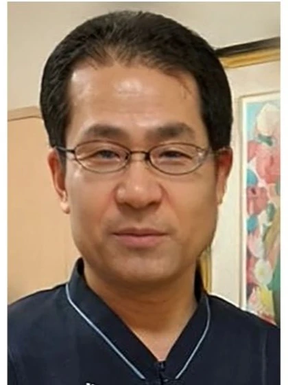 理事長 前田 憲作の写真