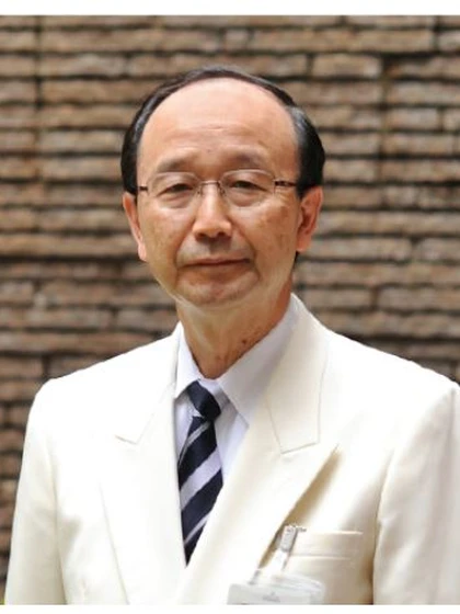 院長 理事長 栗林 幸夫の写真