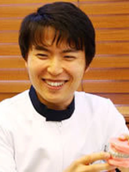 院長 歯学博士 三戸 天元の写真