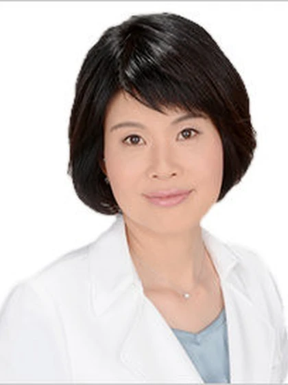 院長 医学博士 平居 彰子の写真