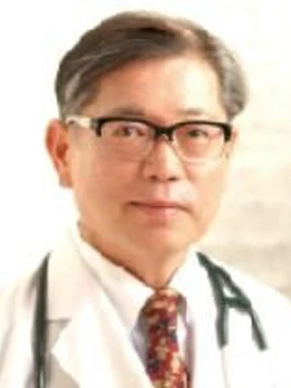 院長 医学博士 茂呂 節朗の写真
