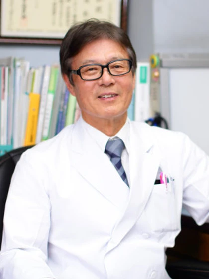 院長 篠遠 彰の写真