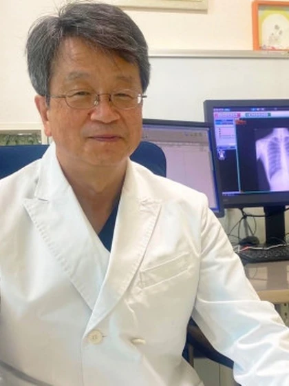 院長 医学博士 伊與部 尊和の写真