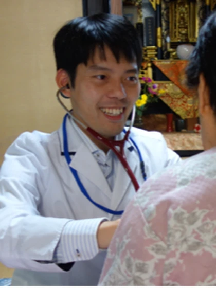 院長 高石 真那斗の写真