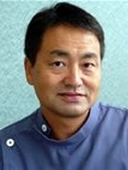 院長 歯学博士 小太刀 健二の写真