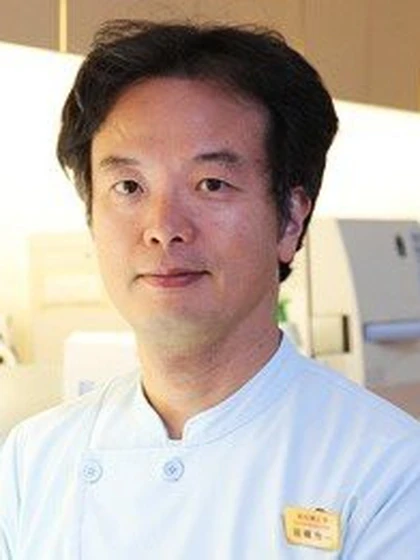 院長 歯学博士 坂根 令一の写真