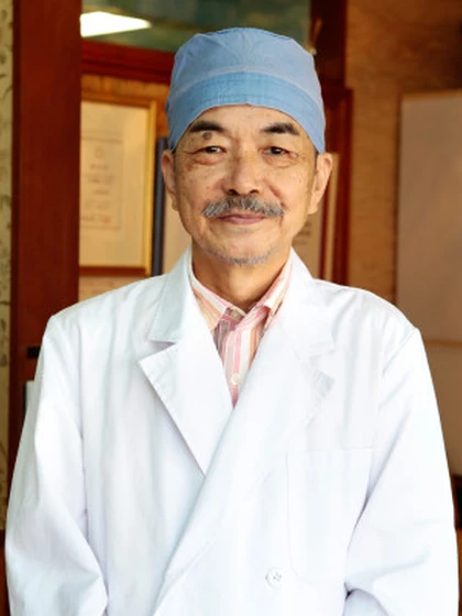 院長 三村 義昭の写真