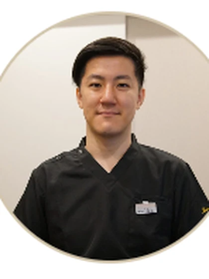 副院長 田中 智基の写真