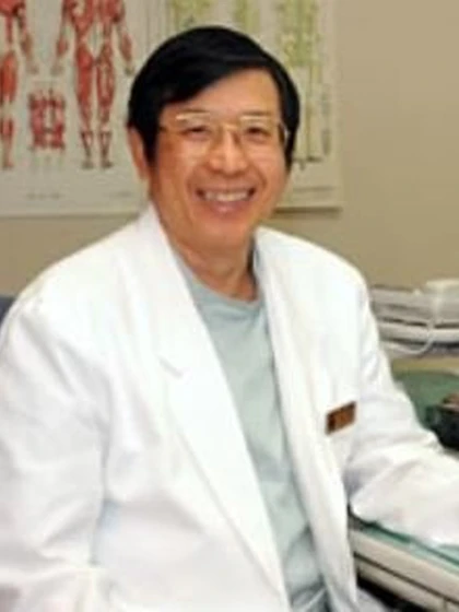 院長 医学博士 張簡 俊義の写真