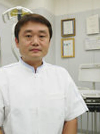 院長 酒井 義章の写真