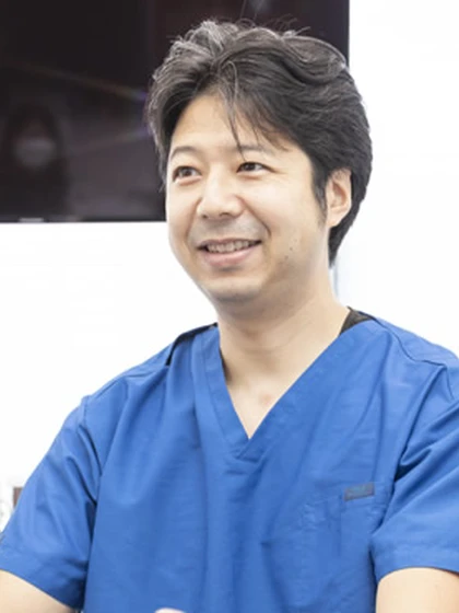 医師 山中 教之の写真