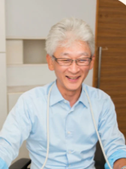 院長 新家 秀の写真
