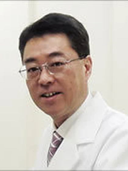 院長 医学博士 蜂須賀 明雄の写真