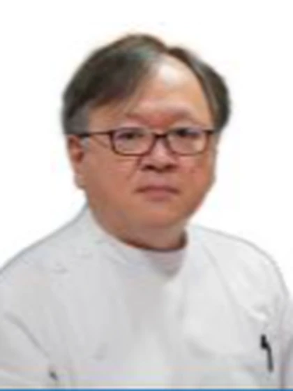 院長 野崎 博之の写真