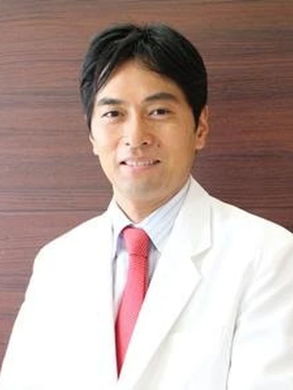 院長 歯学博士 秋庭 恭の写真