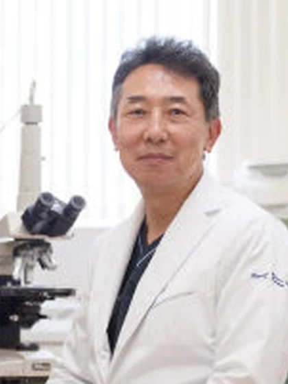院長 医学博士 絹谷 正之の写真