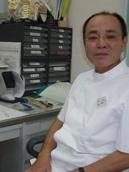 医師 比嘉 康敏の写真
