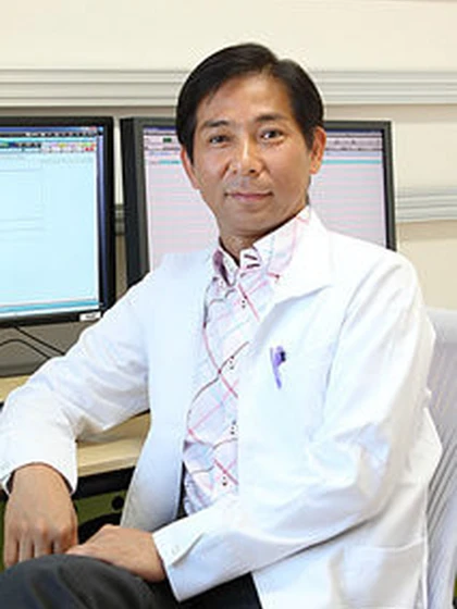 院長 高江洲 真の写真
