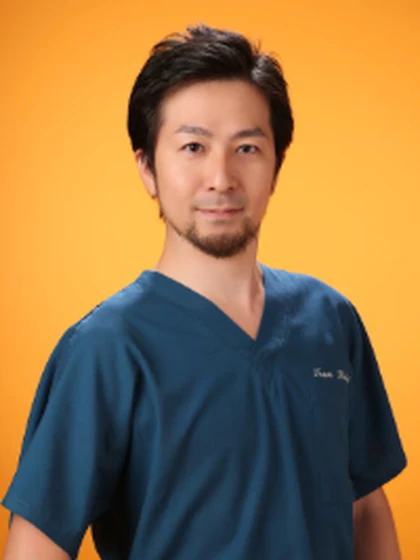院長 院長 上山 亮介の写真