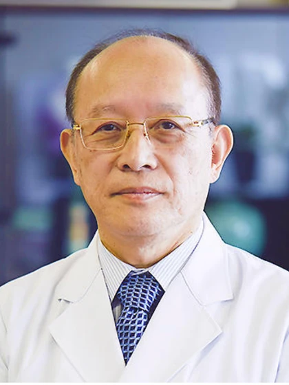 院長 院長 岩﨑 昭憲の写真