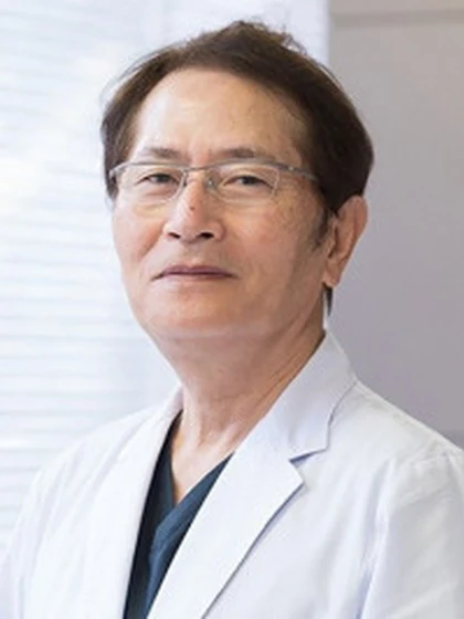 院長 医学博士 植木 敏幸の写真