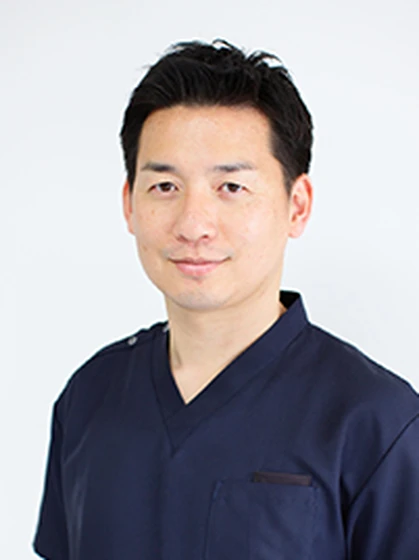 院長 医学博士 鶴山 賢太郎の写真