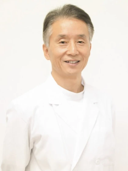 脳神経外科部長 遠山 隆の写真