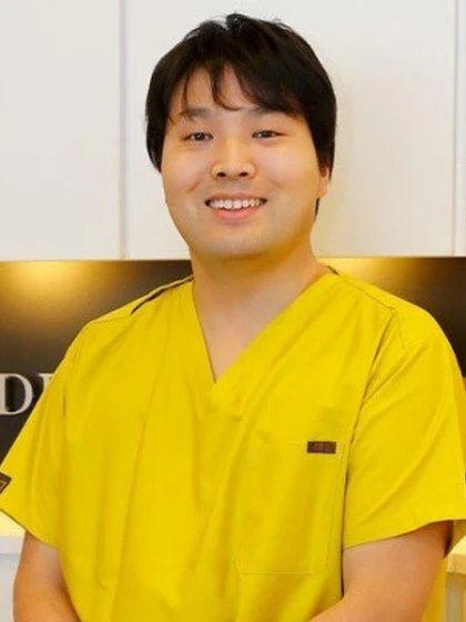 院長 山﨑 圭一の写真