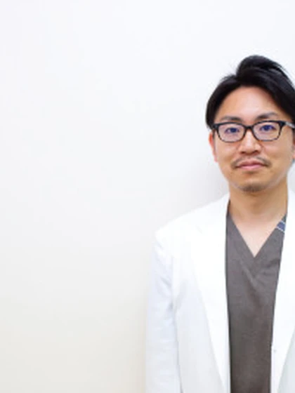 医師 広崎 拓也の写真