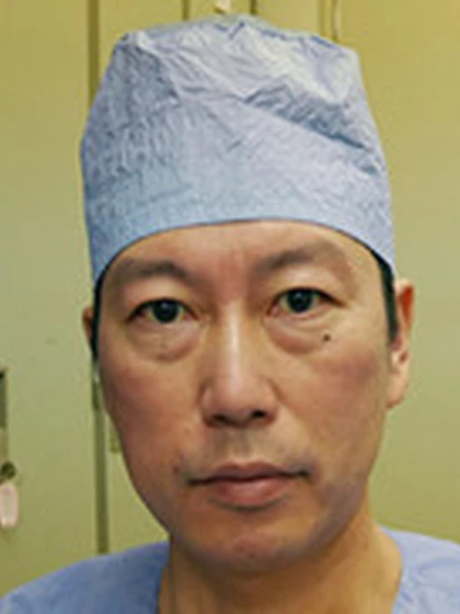 院長 ​医学博士 山内 一真の写真