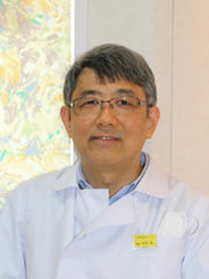 院長 歯学博士 内野 篤の写真