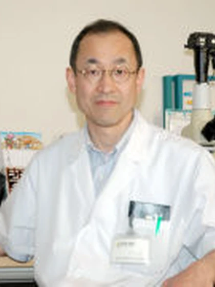 院長 医学博士 四本 信一の写真